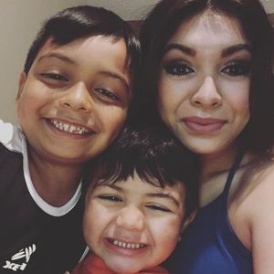 Meet your Posher, April